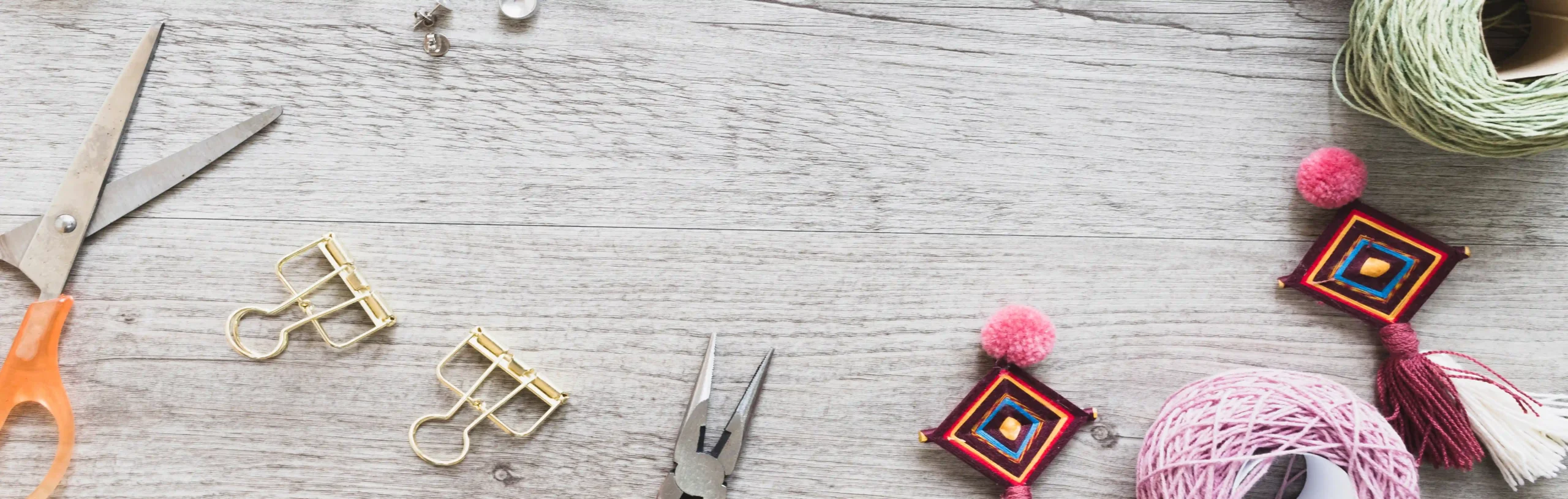 Оптовые поставки товаров
для шитья и рукоделия